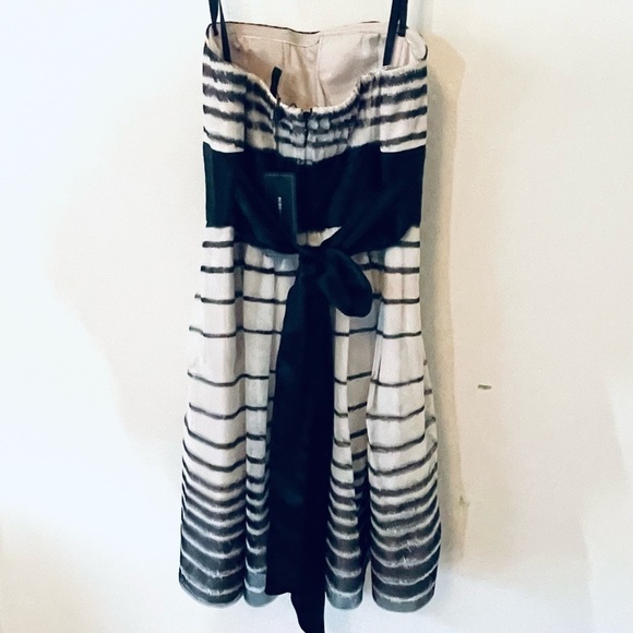 NWT BCBGMAXAZRIA Black and Gray Tulle Lined mini Dress – Size 2 -  Strapless - Picture 6 of 8
